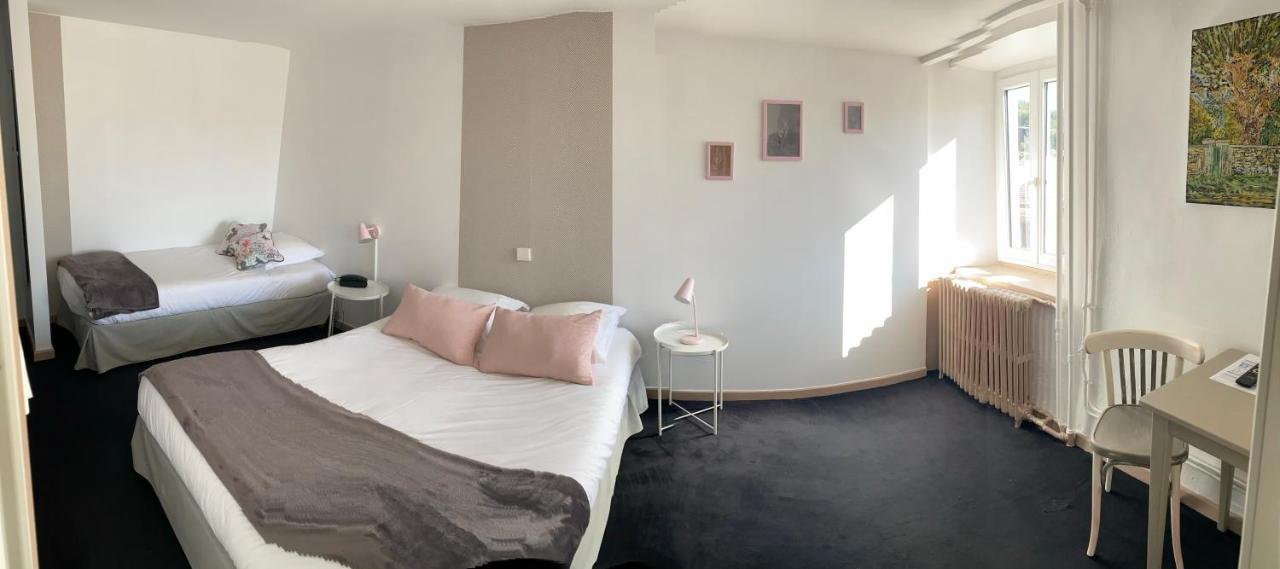 A La Maison Hotel Restaurant Lacaune Eksteriør bilde
